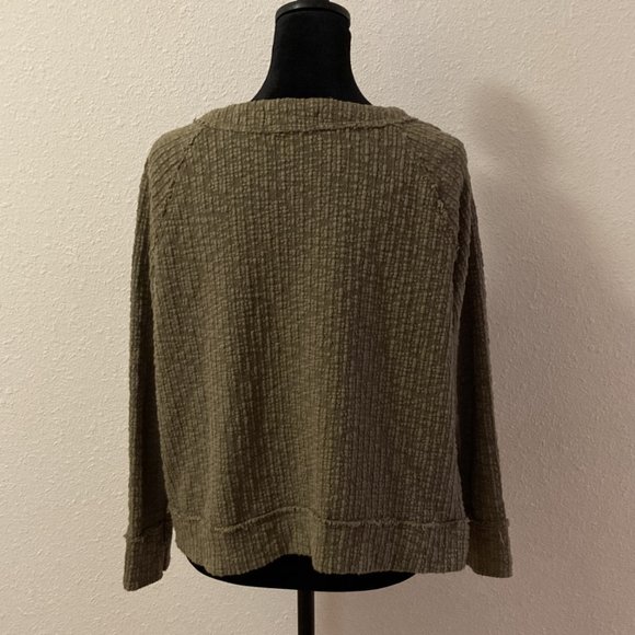 Vince Camuto Textured Cardigan Women's Size Large Chunky Olive Button Up Two By - Picture 5 of 6